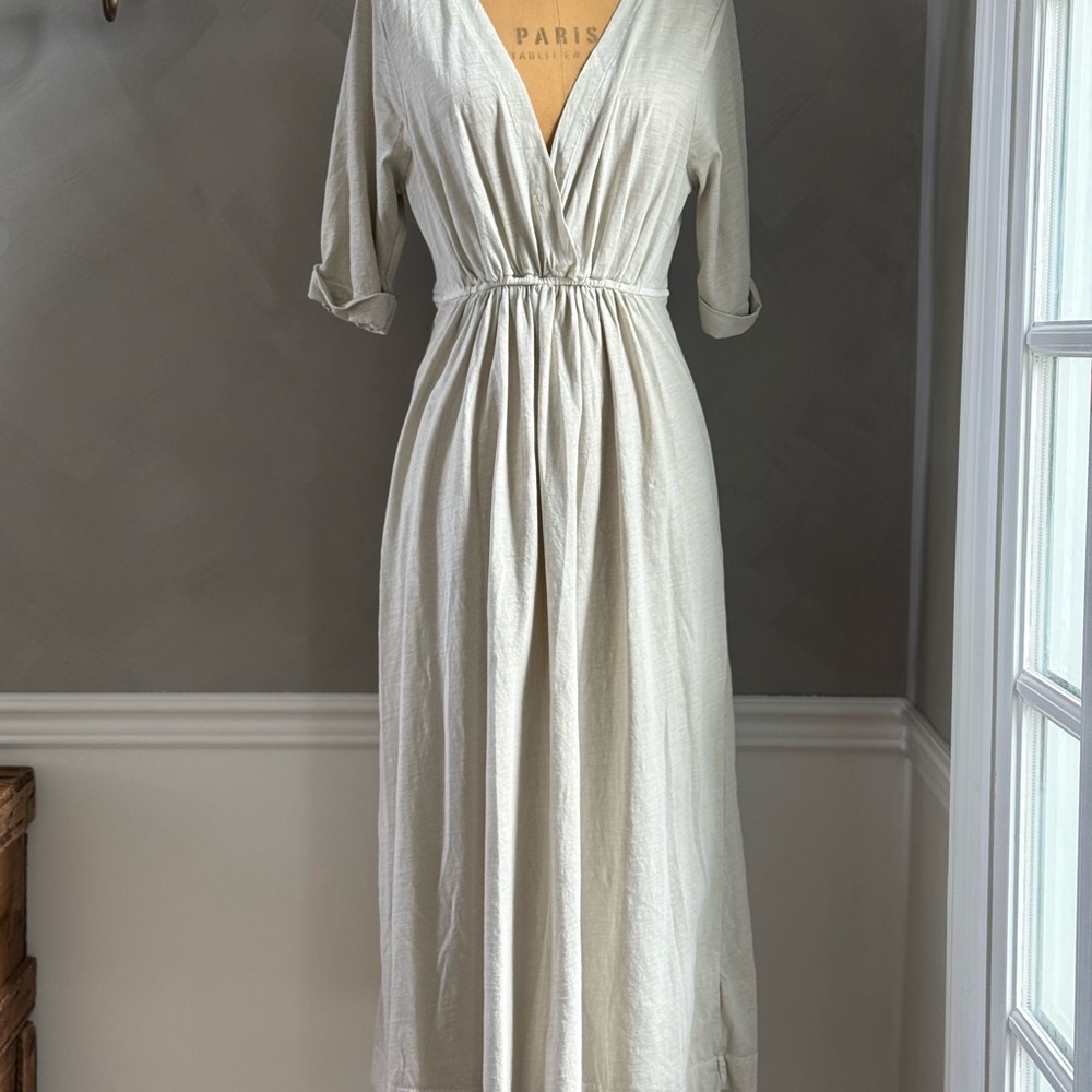 Leon & Harper Elegant Cream V-Neck Dress